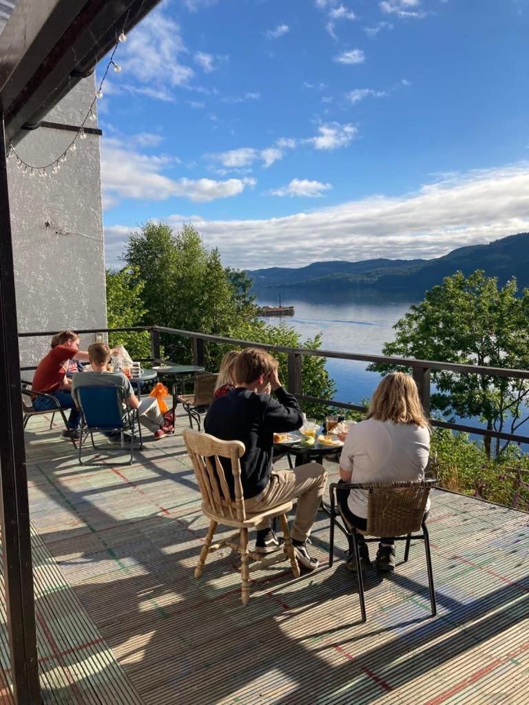 Loch Ness Lochside Hostel, Over 16S Only Invermoriston Esterno foto