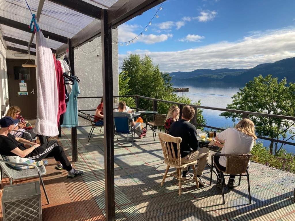 Loch Ness Lochside Hostel, Over 16S Only Invermoriston Esterno foto